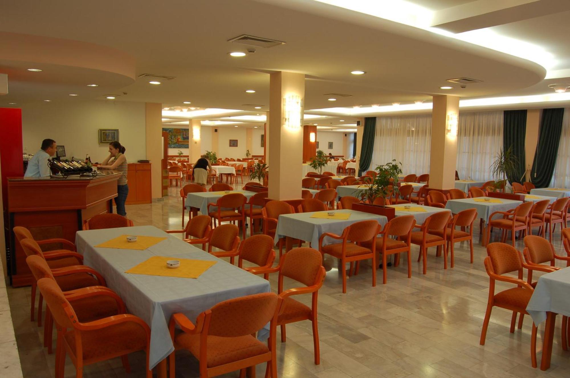 Hotel Makpetrol Sztruga Kültér fotó
