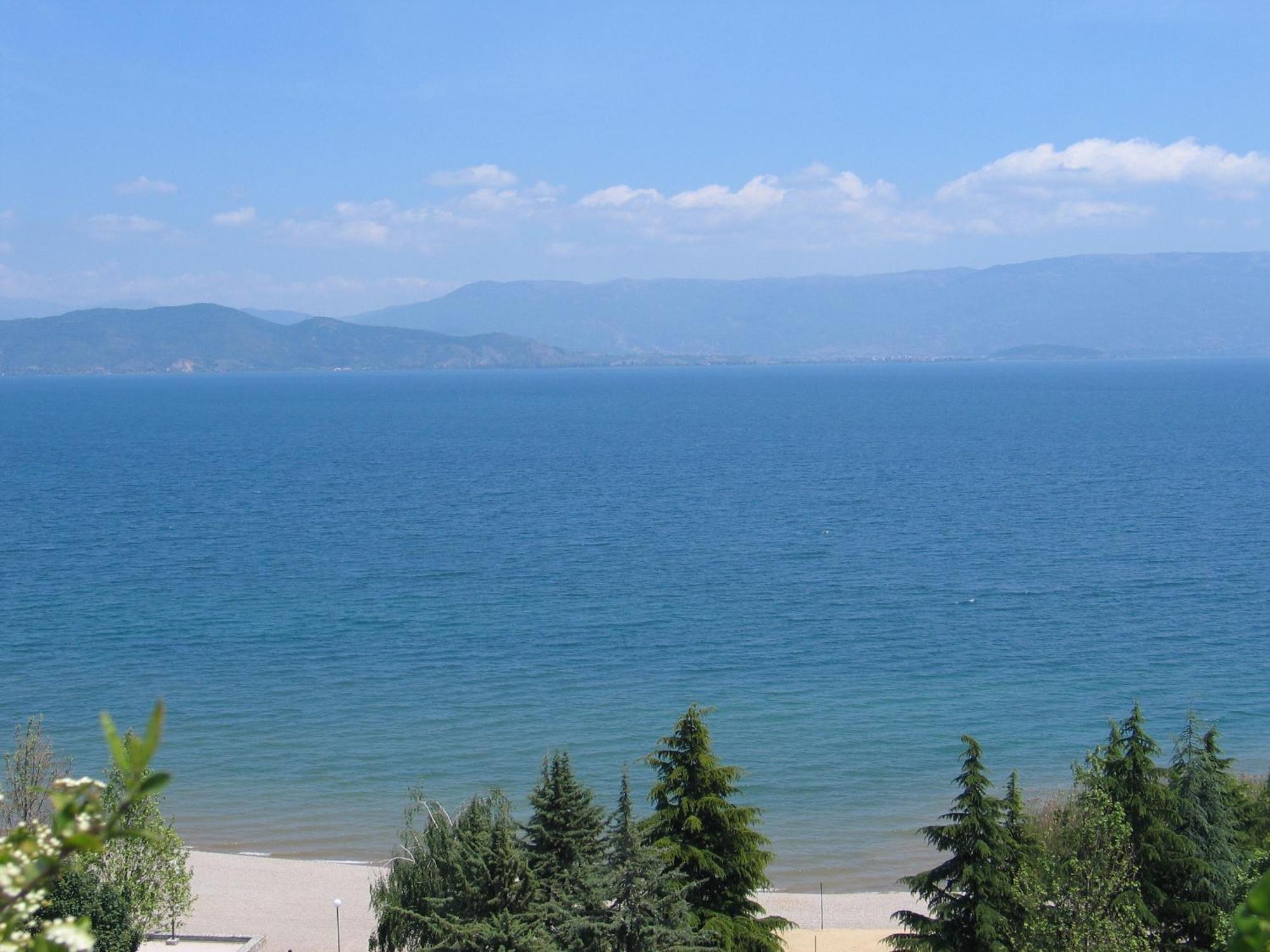 Hotel Makpetrol Sztruga Kültér fotó