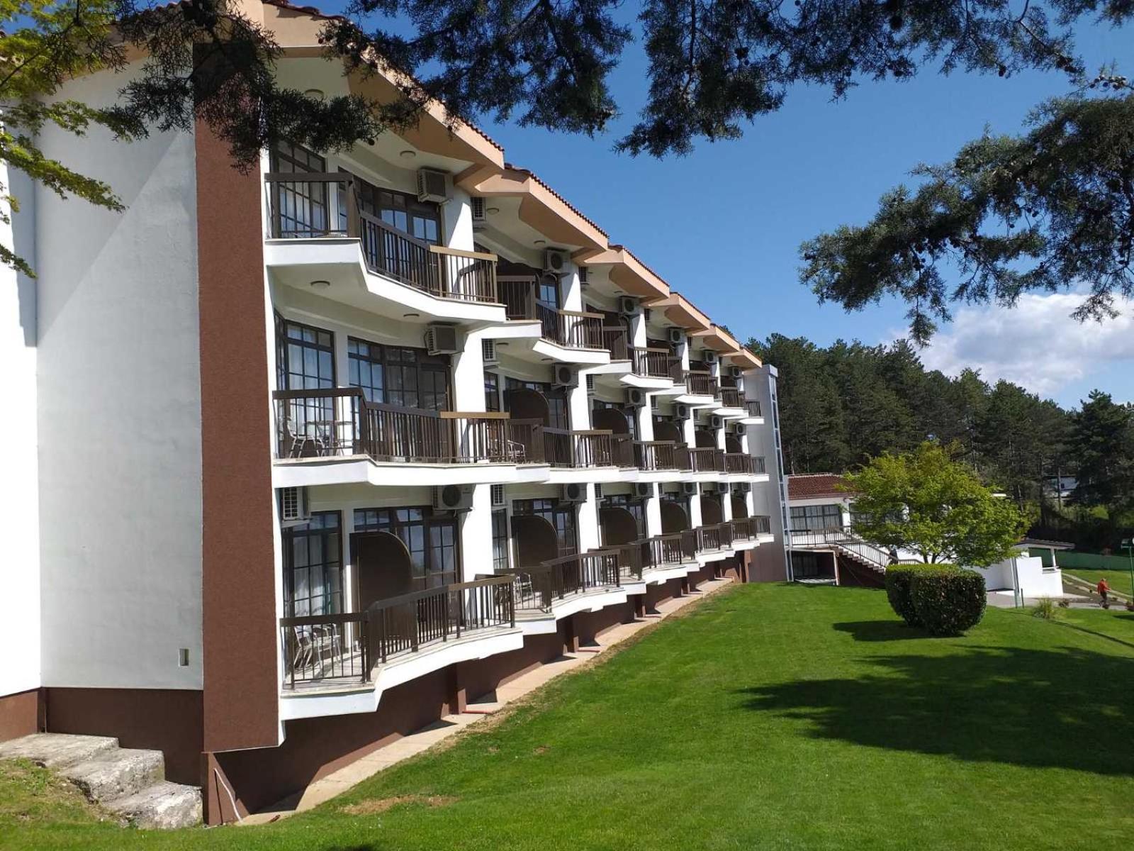 Hotel Makpetrol Sztruga Kültér fotó